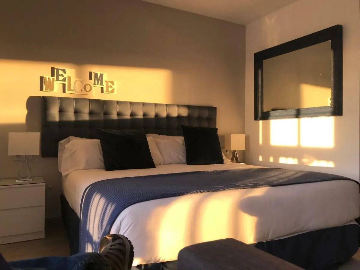 Honeymoon Apartments Бенальмадена